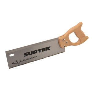 Serrucho con mango de madera de costilla de 12" Surtek