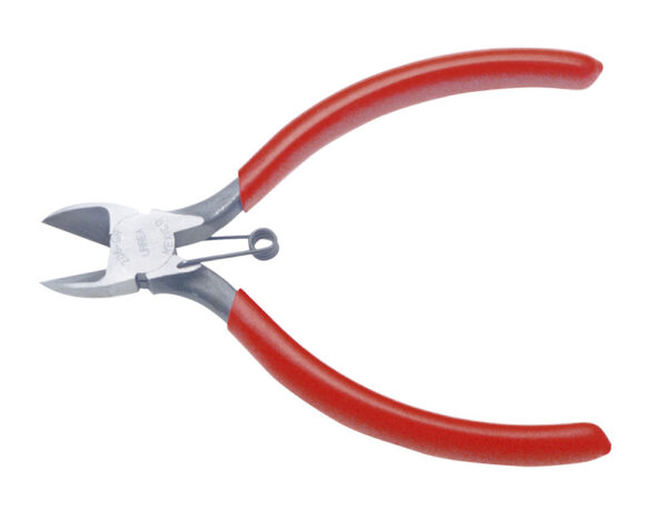 205GR Pinza para electricista con mango rubber grip de 5-13/32" corte diagonal con resorte Urrea