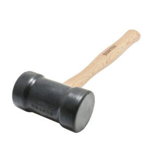 616 Mazo con cabeza de hule negro con mango de madera de 14", 16 oz Surtek
