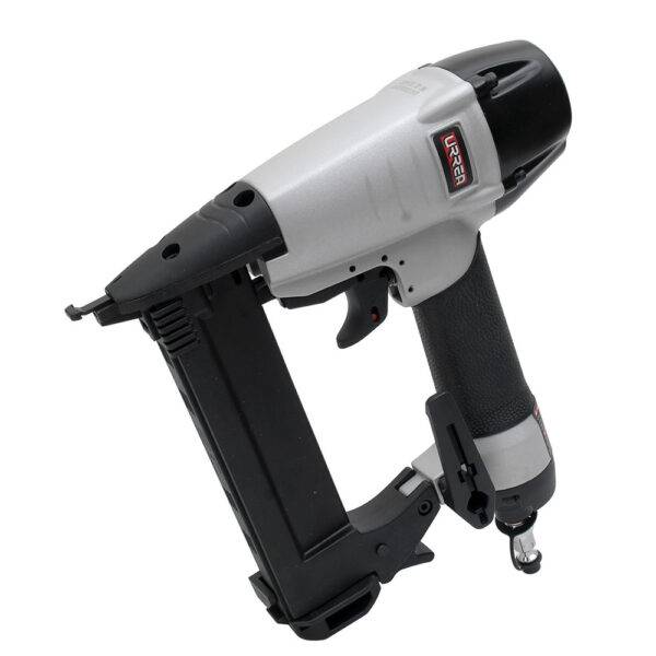 EN938 Engrapadora neumática calibre 18, corona 1/2", capacidad 1/2"-1-9/16", 100 grapas Urrea