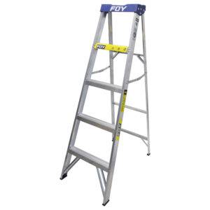 ETF4 Escalera de tijera tipo III de aluminio y tapa plástica con 4 peldaños Foy